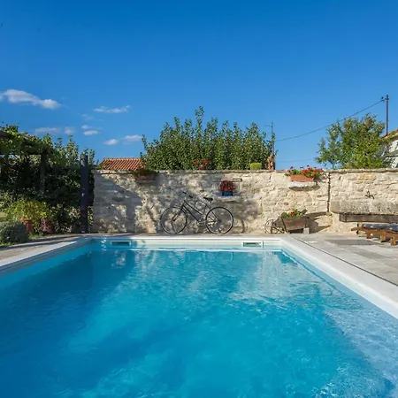 Сasa de vacaciones šišman In Zemunik Donji - Haus Für 10 Personen *
