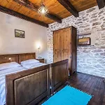 Sisman In Zemunik Donji - Haus Fuer 10 Personen Casa vacanze Donji Zemunik